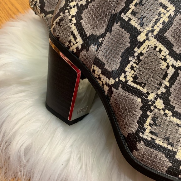 Circus woman’s cal cashmere snake print boot 6M - Picture 5 of 9